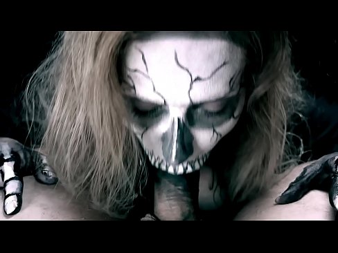 ❤️ Demon puella sugentem gallum cum nigro ore suo deglutivit cum . Anal video at porn la.mycomicsxxx.ru